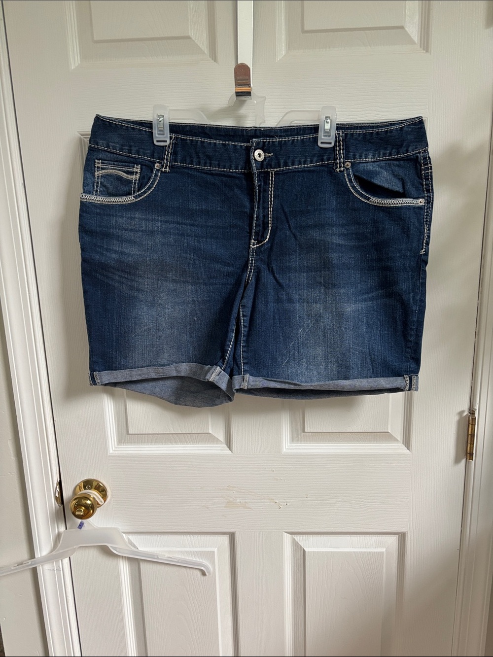 Maurice’s Dark Blue Denim Roll-Cuff Women’s Shorts